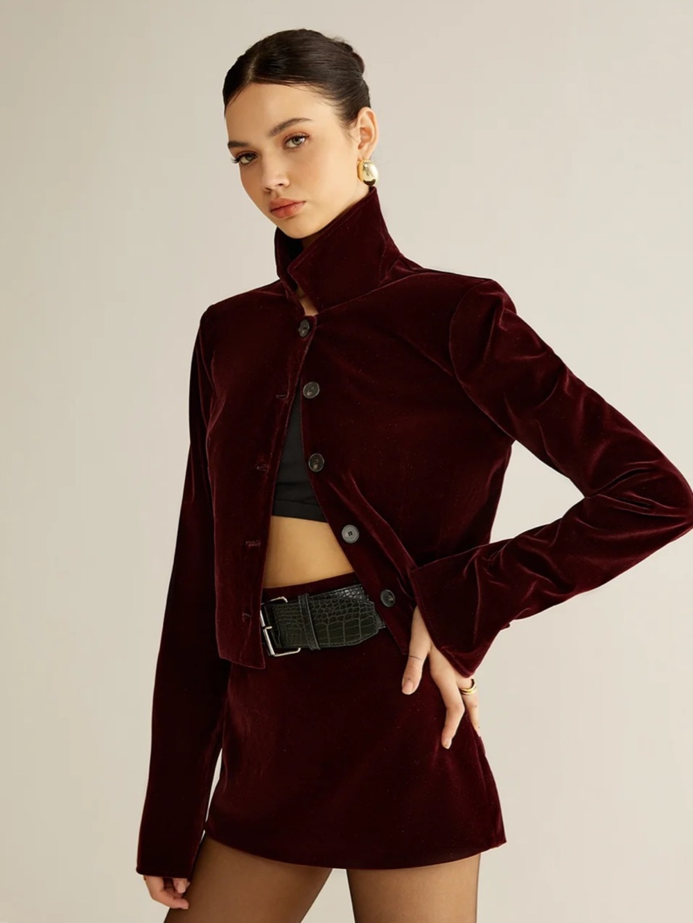 COMMENCE VELVET CROP BLAZER